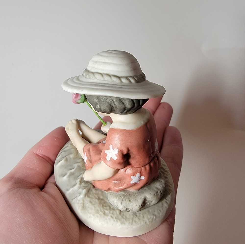Kim Anderson's You're The Loviest Flower Ever Girl Figurine Vintage - Picture 3 of 5